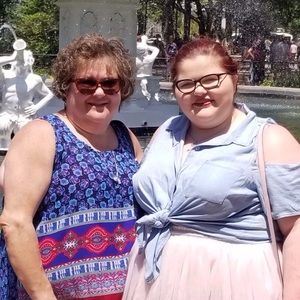 Meet your Posher, Christine